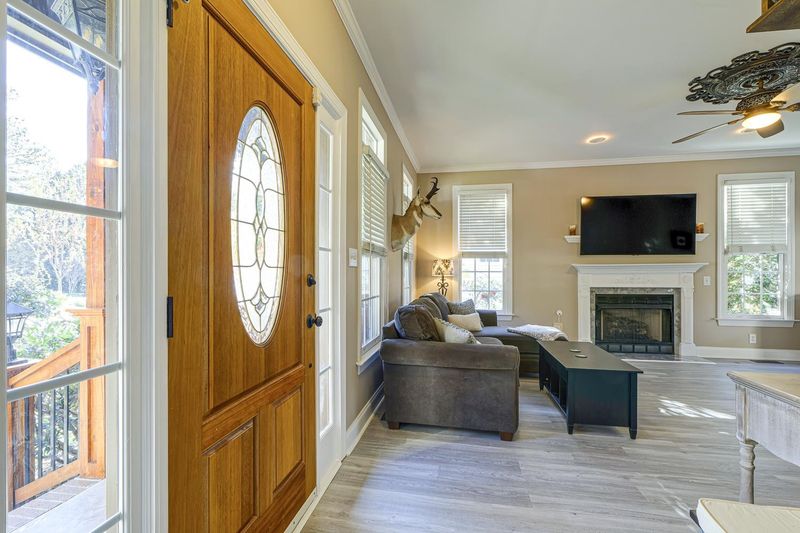 217 Caraway Ln, Cary, NC 27519