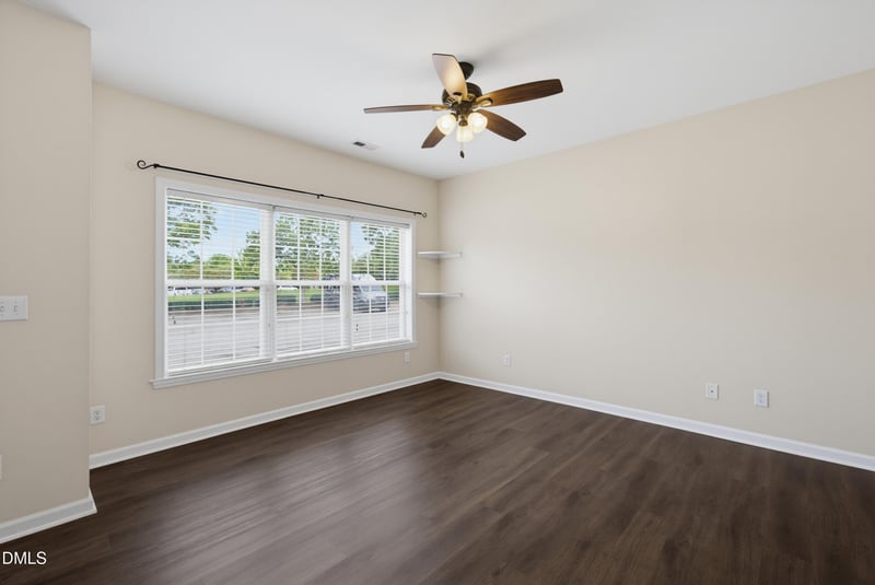 217 Dairy Rd, Clayton, NC 27520