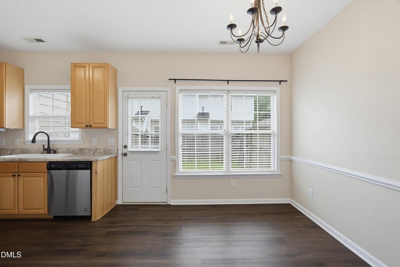 217 Dairy Rd, Clayton, NC 27520