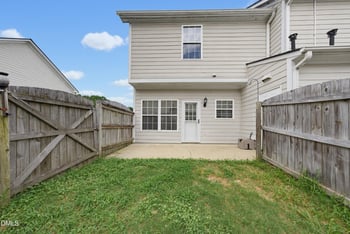 217 Dairy Rd, Clayton, NC 27520