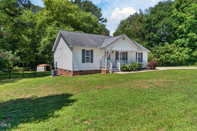 217 Deep Creek Dr, Clayton, NC 27520