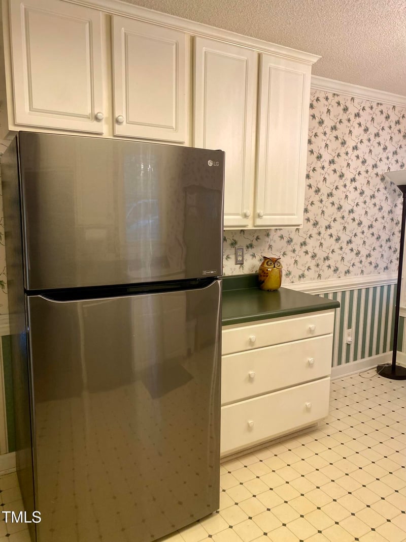 217 Edgewood Dr, Louisburg, NC 27549