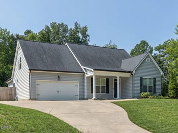 217 Elm Ave, Holly Springs, NC 27540