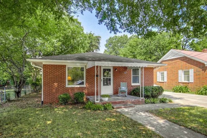 217 N Graham, Chapel Hill, NC 27516