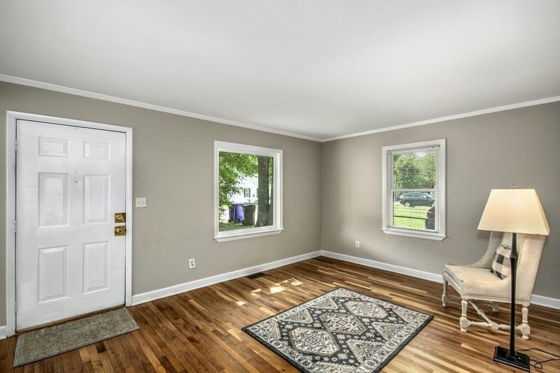 217 N Graham, Chapel Hill, NC 27516