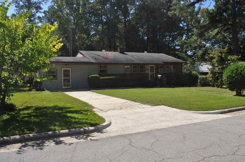 217 Gray St, Cary, NC 27513