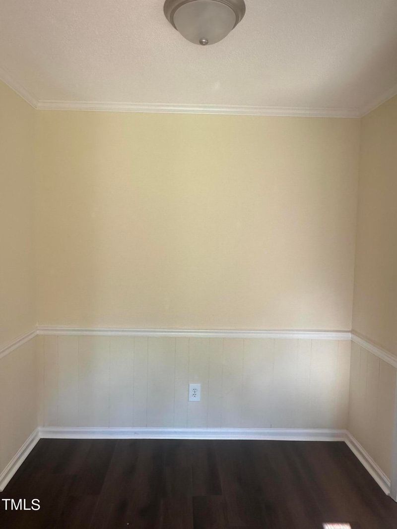217 N Gurney St, Burlington, NC 27215