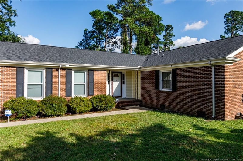 217 Haverhill Dr, Fayetteville, NC 28314