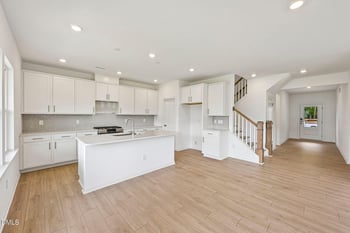 217 Hickory Grove Dr, Sanford, NC 27330