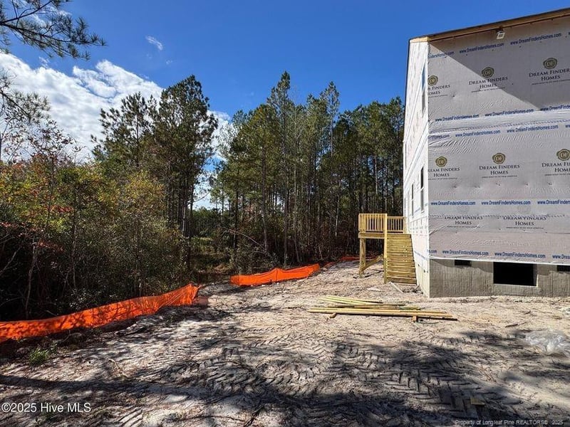 217 Horse Trot Ln, Sanford, NC 27332