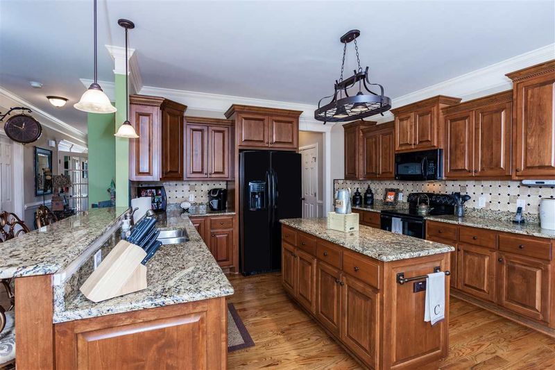 217 Langdon Pointe Dr, Garner, NC 27529