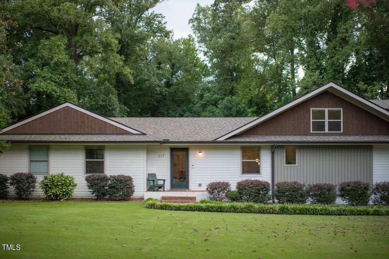 217 Lord Berkley Rd, Raleigh, NC 27610