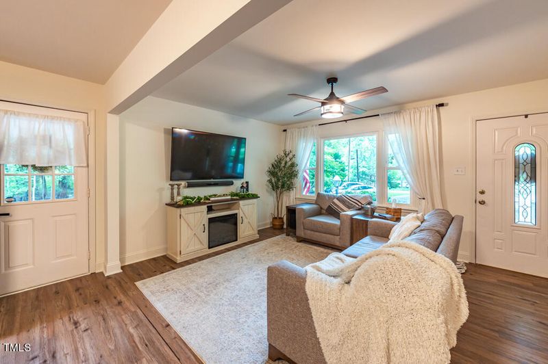 217 Mace Rd, Mebane, NC 27302