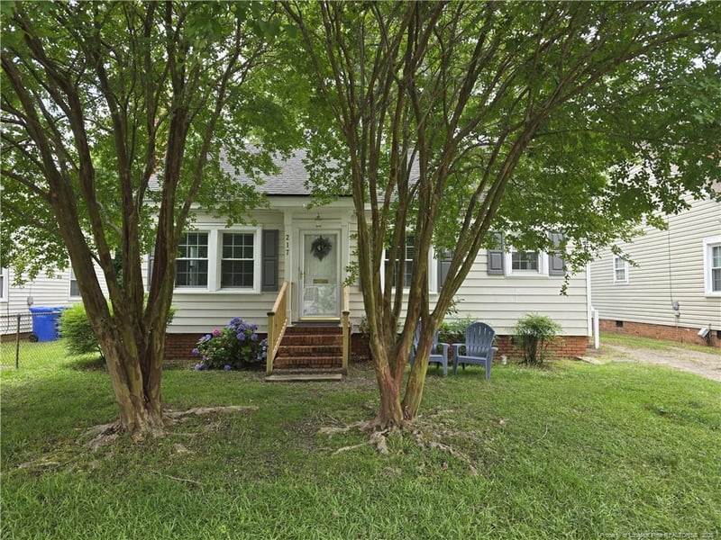 217 Marshall Rd, Fayetteville, NC 28303