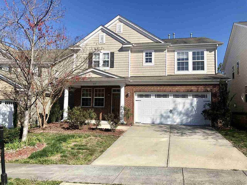 217 Northlands Dr, Cary, NC 27519