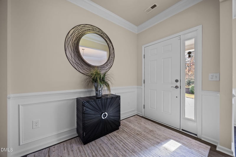 217 Oakmere Dr, Cary, NC 27513