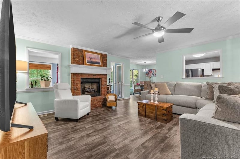 217 Oates Dr, Fayetteville, NC 28311