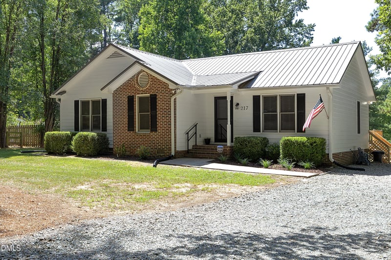 217 Petty Rd, Sanford, NC 27330
