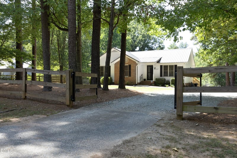 217 Petty Rd, Sanford, NC 27330