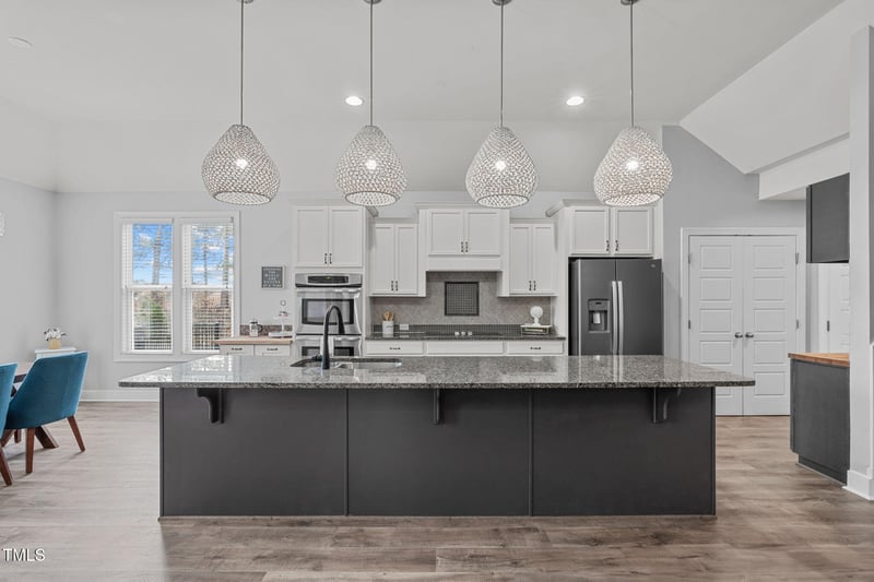 217 Pointe Park Cir, Holly Springs, NC 27540
