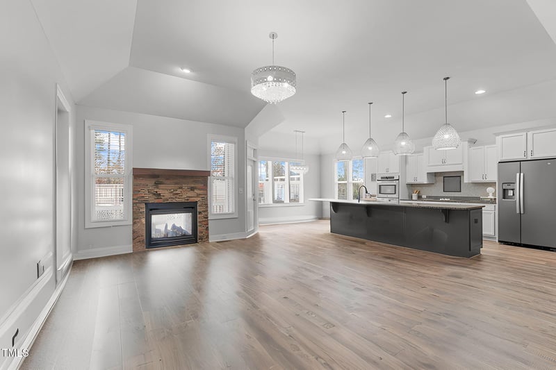 217 Pointe Park Cir, Holly Springs, NC 27540