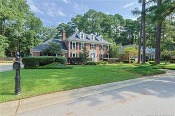 217 Rivenoak Dr, Fayetteville, NC 28303