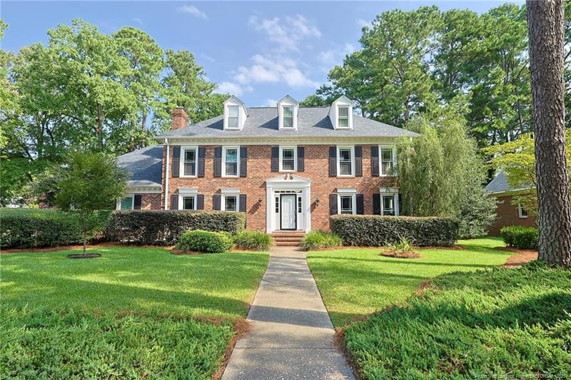 217 Rivenoak Dr, Fayetteville, NC 28303