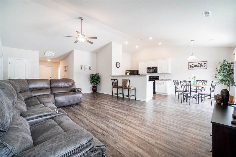 217 Rustling Way, Zebulon, NC 27597
