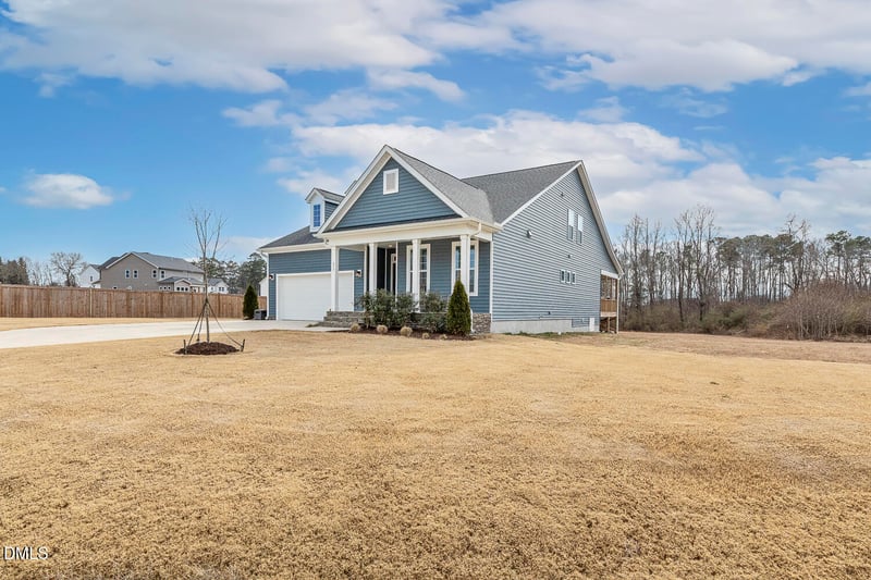 217 Salem Village Dr, Fuquay Varina, NC 27526