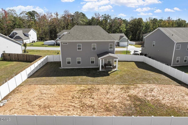 217 Shooting Star Ln, Clayton, NC 27520