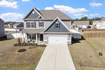 217 Shooting Star Ln, Clayton, NC 27520