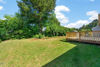 217 Stargate Rd, Holly Springs, NC 27540