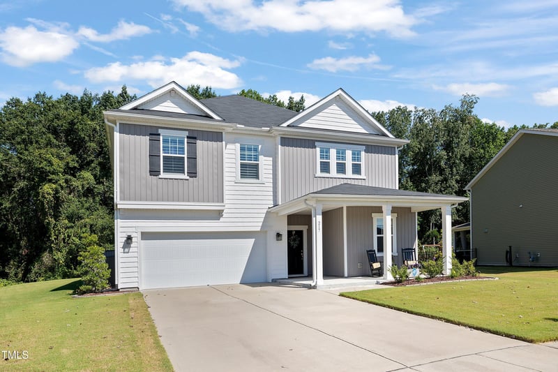 217 Summer Ranch Dr, Fuquay Varina, NC 27526