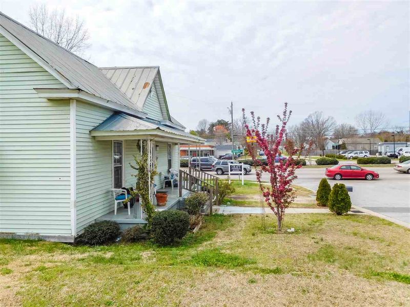 217 Summit Ave, Raleigh, NC 27603