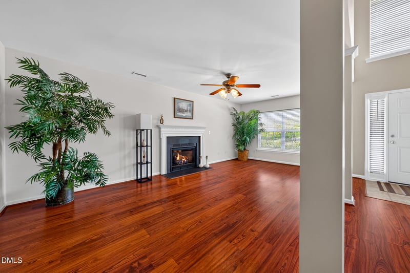 217 Talley Ridge Dr, Holly Springs, NC 27540