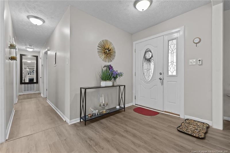 217 Tiverton St, Fayetteville, NC 28314