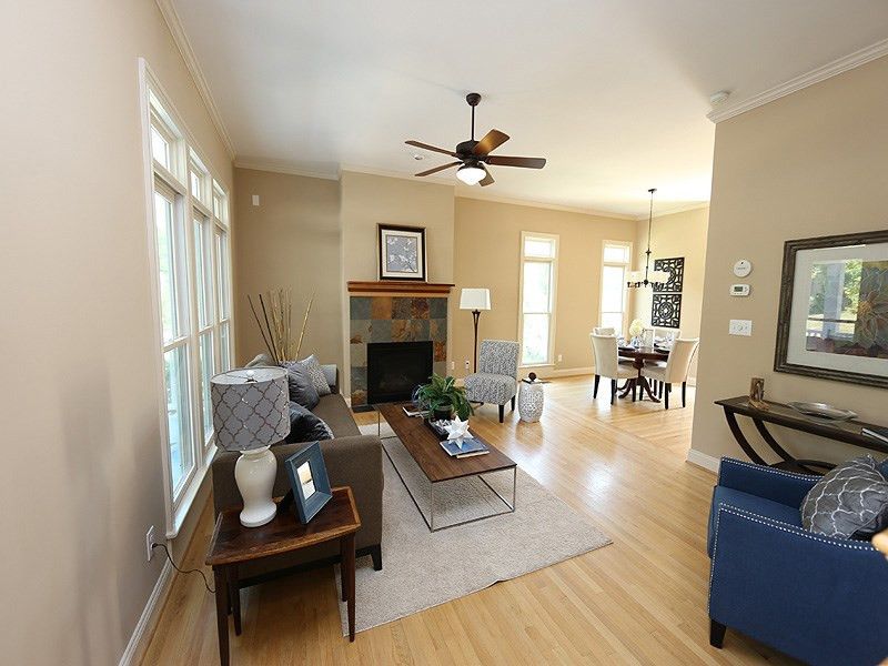 217 W Winmore Ave, Chapel Hill, NC 27516