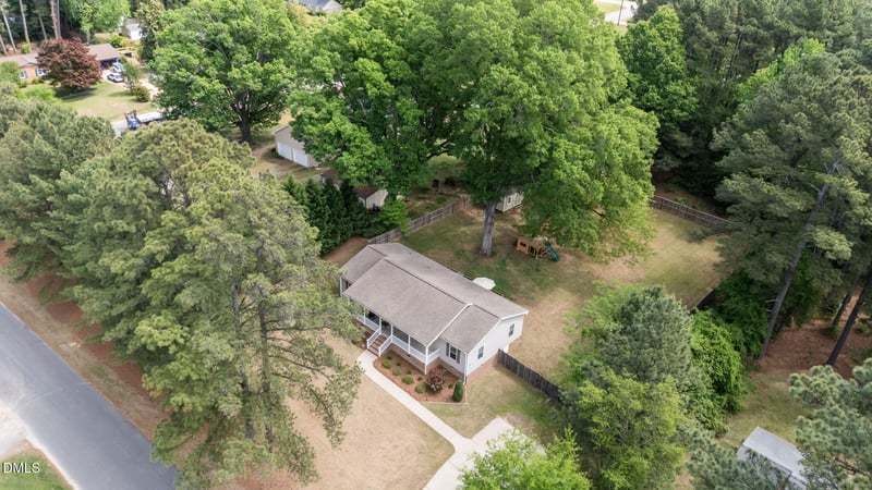 217 Winterlocken Dr, Sanford, NC 27330