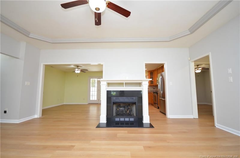 2170 Cora Dr, Hope Mills, NC 28348