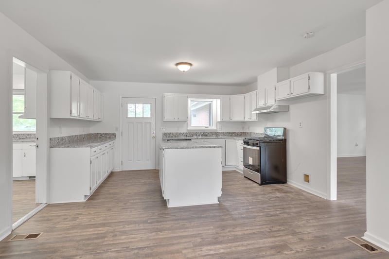 2171 Bud Lipscomb Rd, Willow Springs, NC 27592