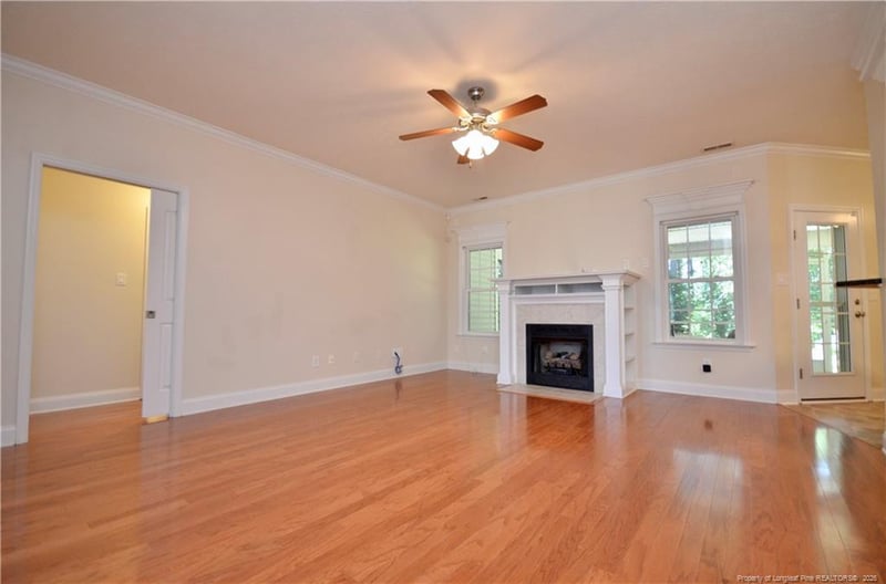 2174 Cora Dr, Hope Mills, NC 28348