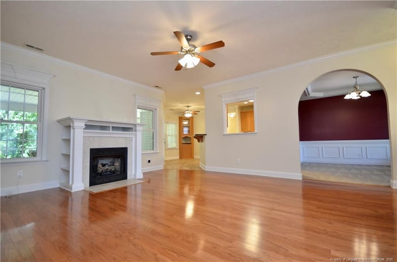 2174 Cora Dr, Hope Mills, NC 28348