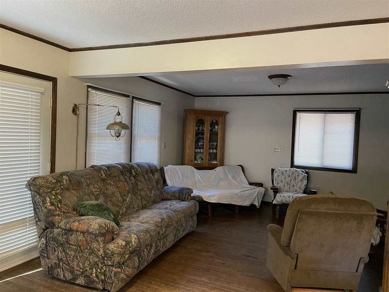 2174 Shoeheel Rd, Selma, NC 27576
