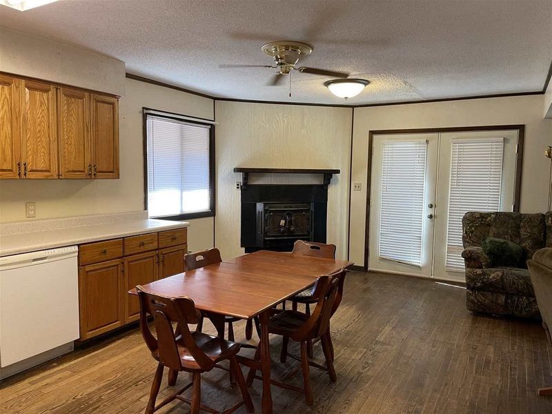 2174 Shoeheel Rd, Selma, NC 27576