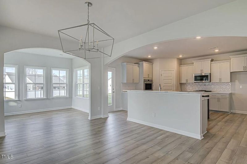 2176 Pink Peony Cir #166, Durham, NC 27703