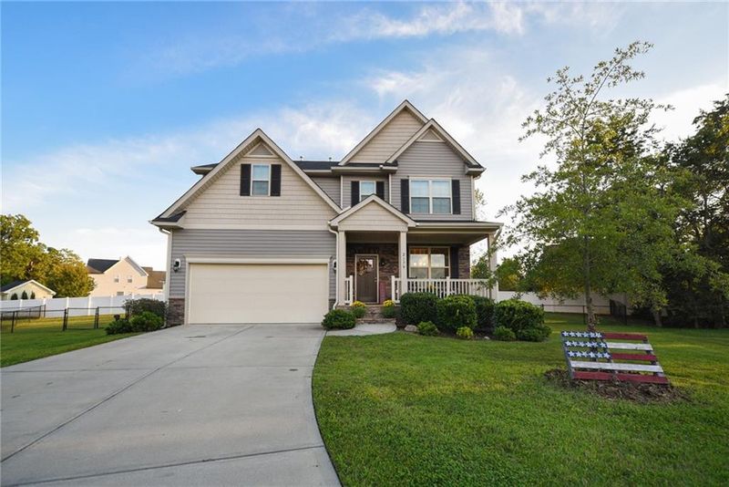 2179 Aramanche Dr, Burlington, NC 27215