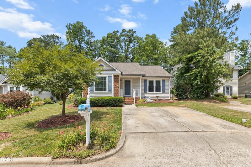 218 Arvo Ln, Cary, NC 27513