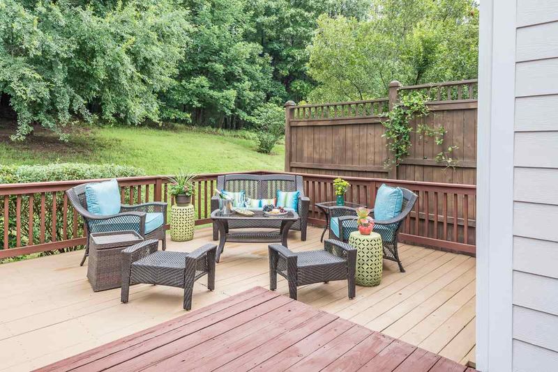 218 Bluefield Rd, Chapel Hill, NC 27517