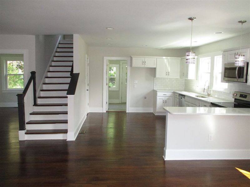 218 N Briggs Ave, Durham, NC 27703