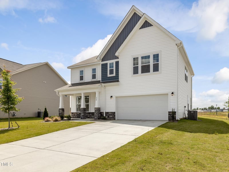 218 Faith Ave, Sanford, NC 27330
